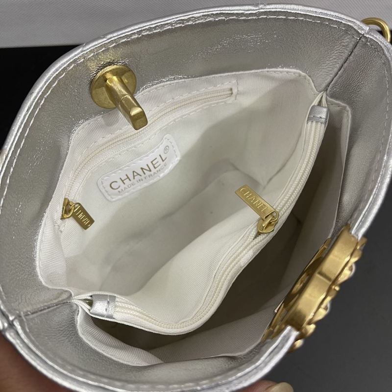 Ch**el bucket bags